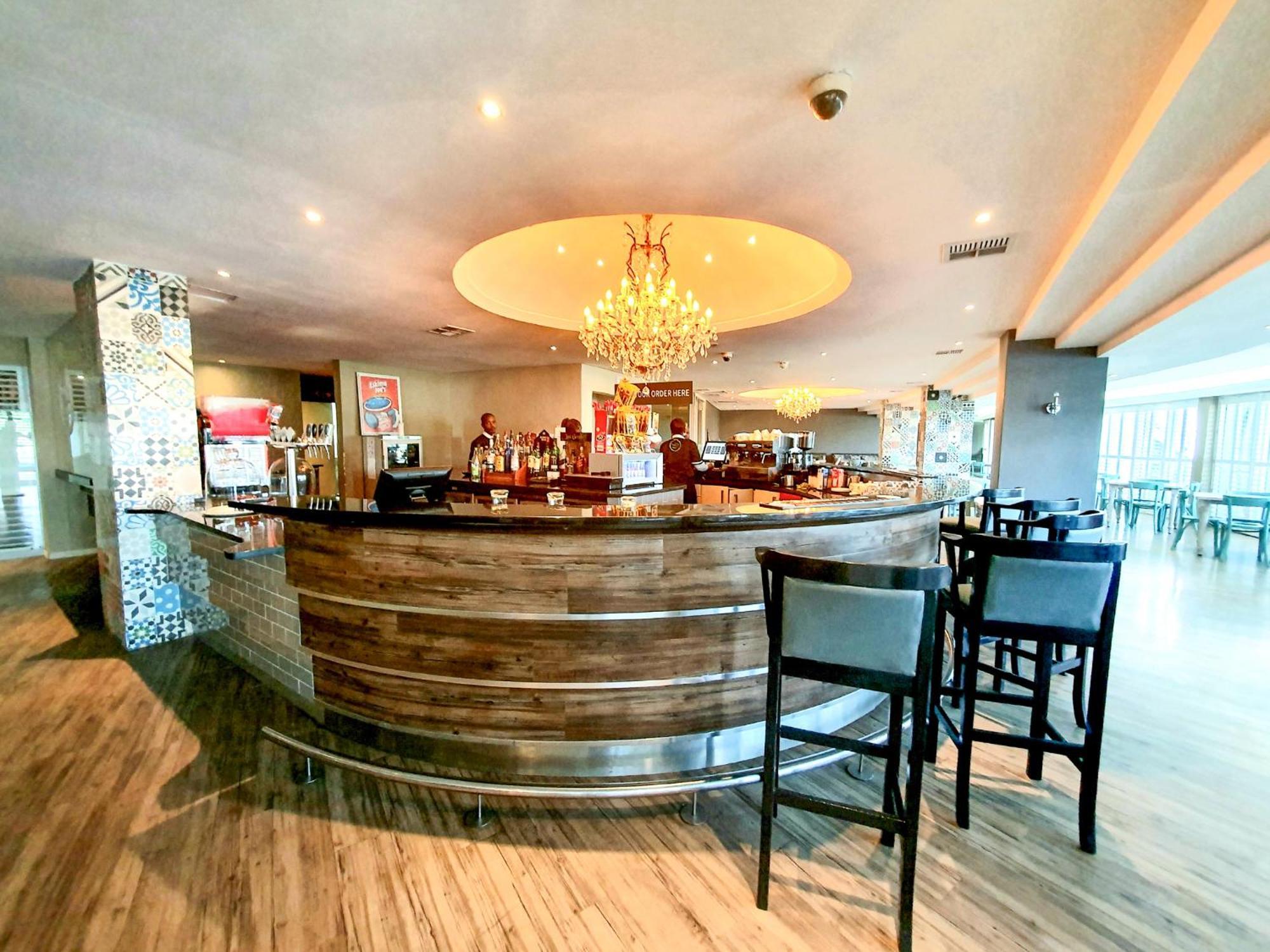 331 Breakers Umhlanga Rocks Private * Durban